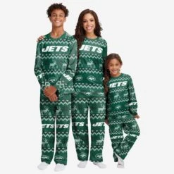 FOCO New York Jets Youth Ugly Pattern Family Holiday Pajamas 7 FOCO New York Jets Youth Ugly Pattern Family Holiday Pajamas -FOCO Shop 9K1B7FE2XNFNJ g3
