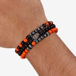 FOCO Anaheim Ducks 3 Pack Beaded Friendship Bracelet 9 FOCO Anaheim Ducks 3 Pack Beaded Friendship Bracelet -FOCO Shop BRMNNH3PKFRADK g4