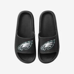 FOCO Philadelphia Eagles Womens Team Color Pillow Slide