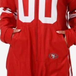 FOCO San Francisco 49ers Gameday Ready One Piece Pajamas 11 FOCO San Francisco 49ers Gameday Ready One Piece Pajamas -FOCO Shop PJSETNFONEGDRSF g5