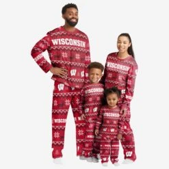 FOCO Wisconsin Badgers Womens Ugly Pattern Family Holiday Pajamas 7 FOCO Wisconsin Badgers Womens Ugly Pattern Family Holiday Pajamas -FOCO Shop PJSETWMNC21USWI g3