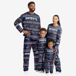 FOCO New England Patriots Womens Ugly Pattern Family Holiday Pajamas -FOCO Shop PJSETWMNF21USNP g3