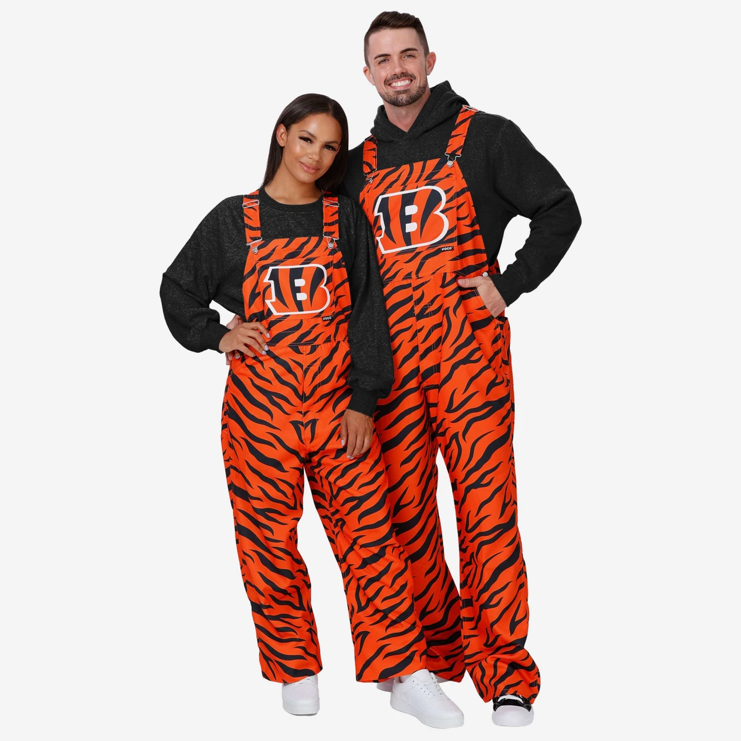 FOCO Cincinnati Bengals Mens Tiger Stripe Thematic Bib Overalls 5 FOCO Cincinnati Bengals Mens Tiger Stripe Thematic Bib Overalls - Image 3