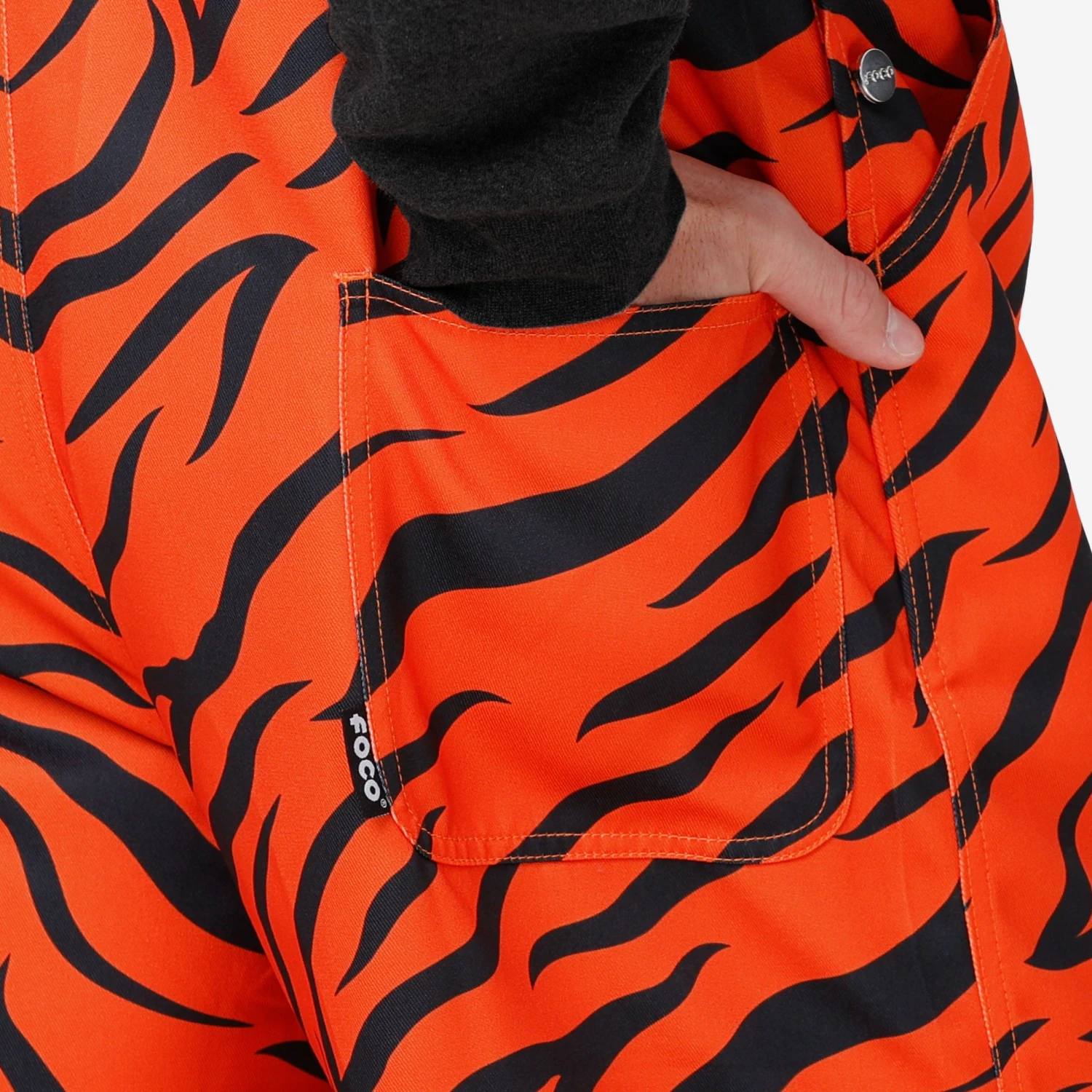 FOCO Cincinnati Bengals Mens Tiger Stripe Thematic Bib Overalls 8 FOCO Cincinnati Bengals Mens Tiger Stripe Thematic Bib Overalls - Image 6