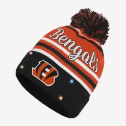 FOCO Cincinnati Bengals Womens Wordmark Script Light Up Beanie
