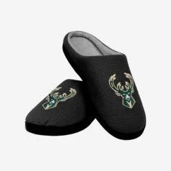 FOCO Milwaukee Bucks Memory Foam Slide Slipper -FOCO Shop SLPNBMYFMMBK g3