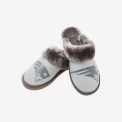 FOCO New England Patriots Womens Glitter Open Back Fur Moccasin Slipper 10 FOCO New England Patriots Womens Glitter Open Back Fur Moccasin Slipper -FOCO Shop SLPWMNFOBGFNP g3 db383fb1 ea66 44b0 b47d cf04123b1435
