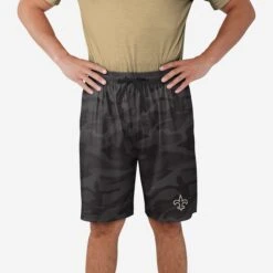 FOCO New Orleans Saints Cool Camo Training Shorts